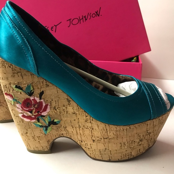 Betsey Johnson shoes vintage rose wedge sandals heels platform rockabilly pinup